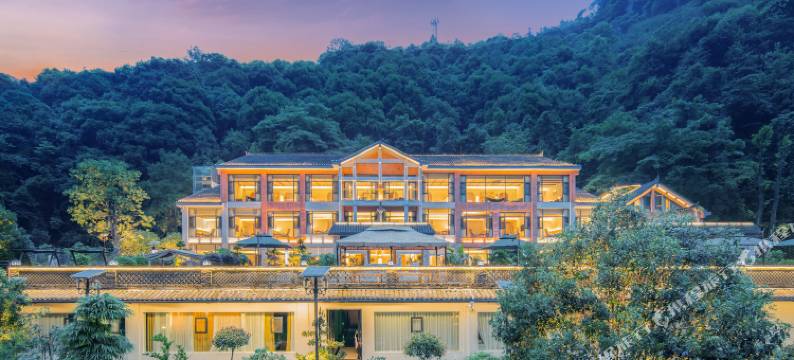 川上语森林秘境度假民宿(梵净山店)图片