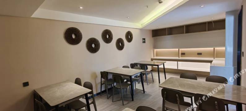 无喧·原木设计师酒店(太原柳巷晋商博物院店)图片