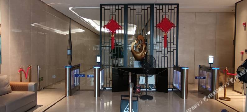 华俊LOFT国际公寓(深圳北站店)图片