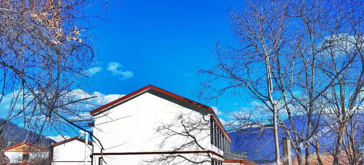 岷山彩门民宿(林芝机场雅鲁藏布江店)图片