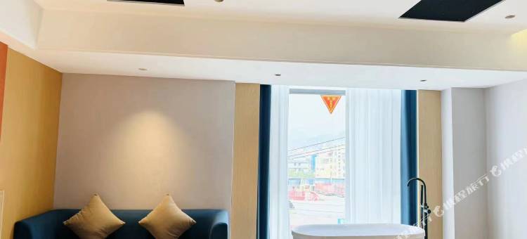 孟连维景假日酒店图片