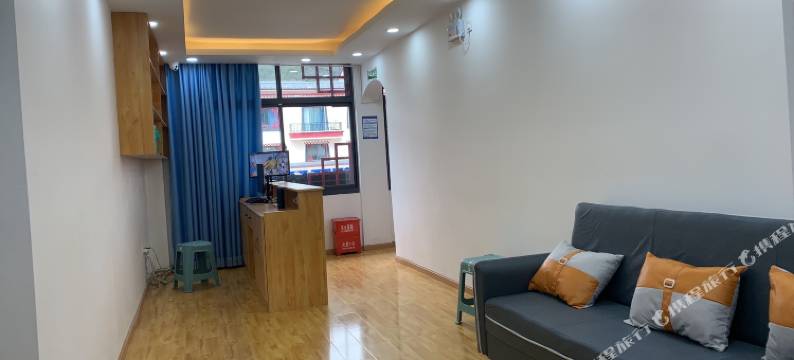 林芝古朗月民宿图片