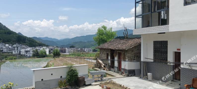 婺源栖海山畔民宿(篁岭风景区店)图片