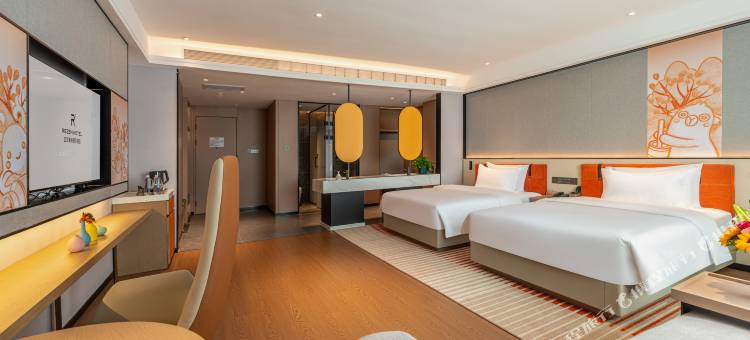 布尔津吉克普林丽呈酒店图片