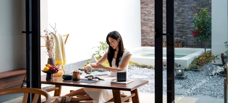 素野·SOYES私汤温泉团建轰趴篝火度假别墅图片