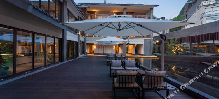 桂林雁山晖廷云居酒店(漓江冠岩店)图片