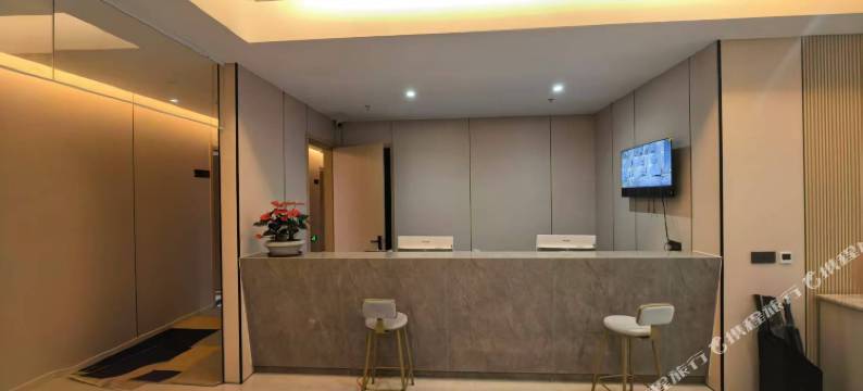 云瑞影院酒店(德清体育中心店)图片