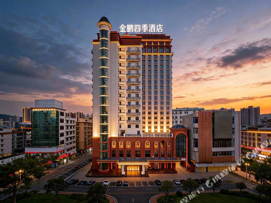 金鹏四季·西方美学丨GOLD·SEASON·设计酒店(阳春东湖公园店)