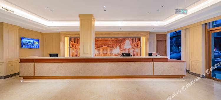 维也纳酒店(彭山青龙镇店)图片