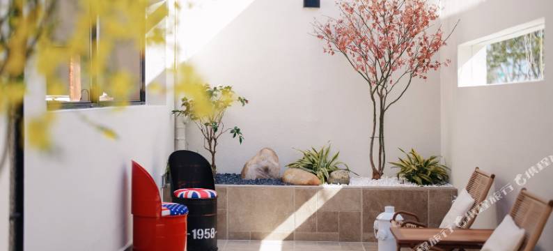 观山民宿(保山五洲国际高铁站店)图片