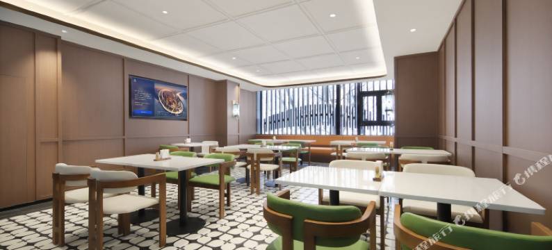 白玉兰酒店(洛阳龙门高铁站泉舜购物中心店)图片