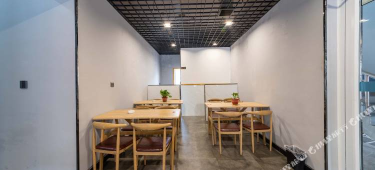 瑞庭精品酒店(徐水火车站店)图片