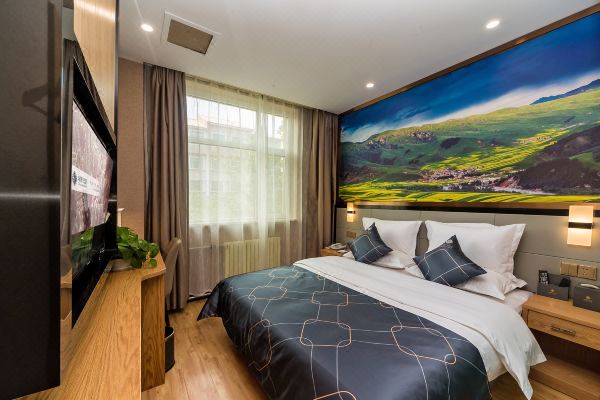 菲凡城品酒店(西宁大什字莫家街店)预订价格,联系电话位置地址【携程