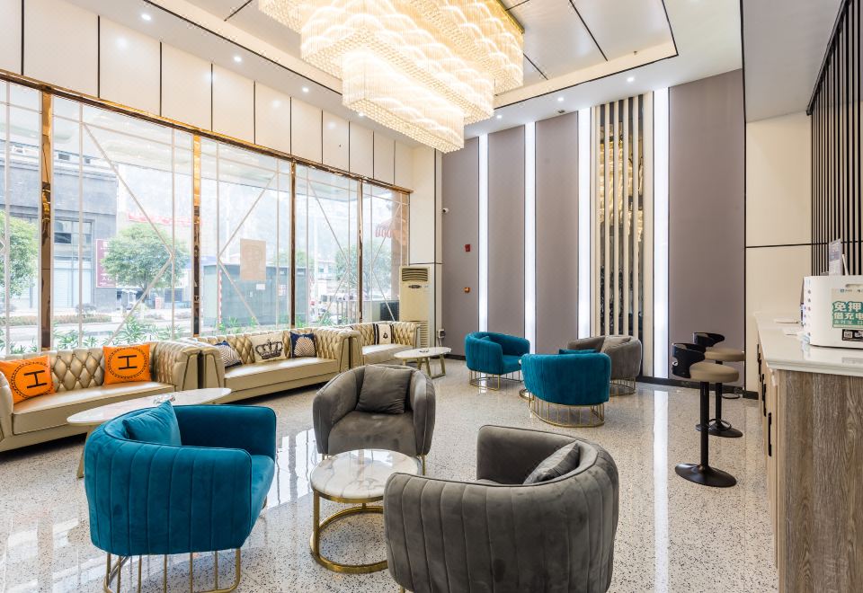 Starway Hotel Hotel Overview