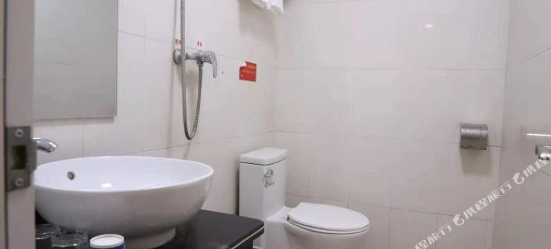 鸿运来宾馆(韶关翁源龙湖广场店)图片