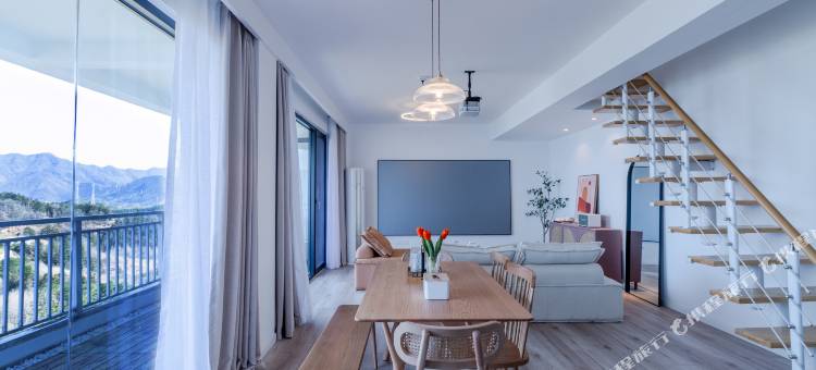 太平湖共相美宿图片