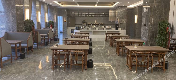 昌吉曦隆·奥太酒店图片