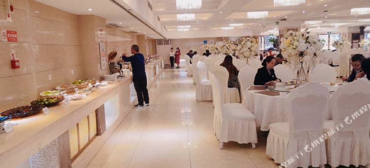 岷安逸大酒店(遂宁高铁站店)图片