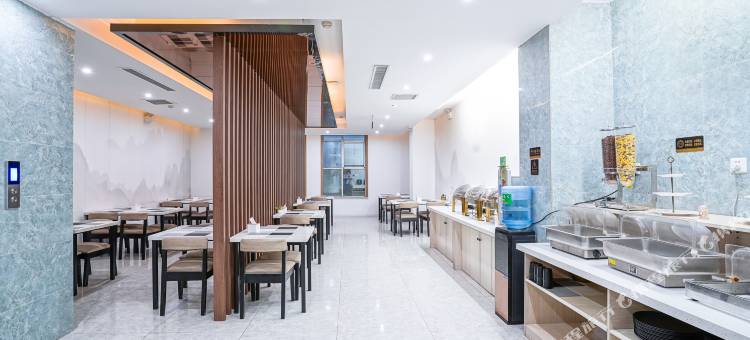 怡莱精品酒店(青岛农业大学地铁站店)图片