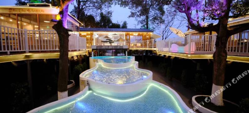 鹿溪园度假酒店(四川大学华西医院锦城医院黄龙溪镇店)图片