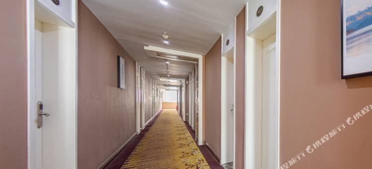 爱尚精品酒店(南充站店)图片