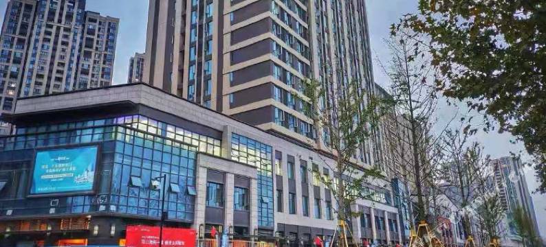 云顶电竞民宿(武汉欢乐谷园林路地铁站店)图片