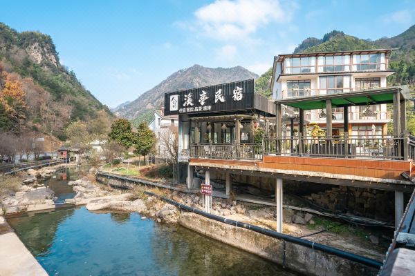 安吉溪亭民宿