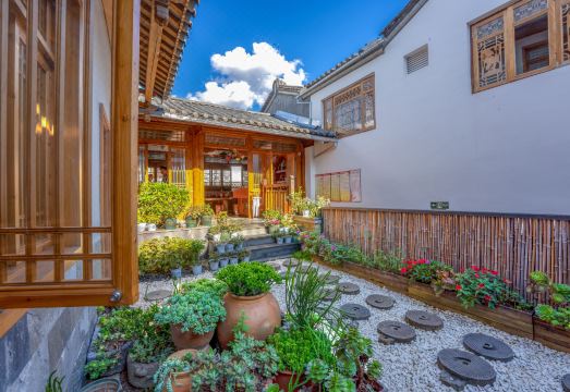 腾冲向云端客栈外景图