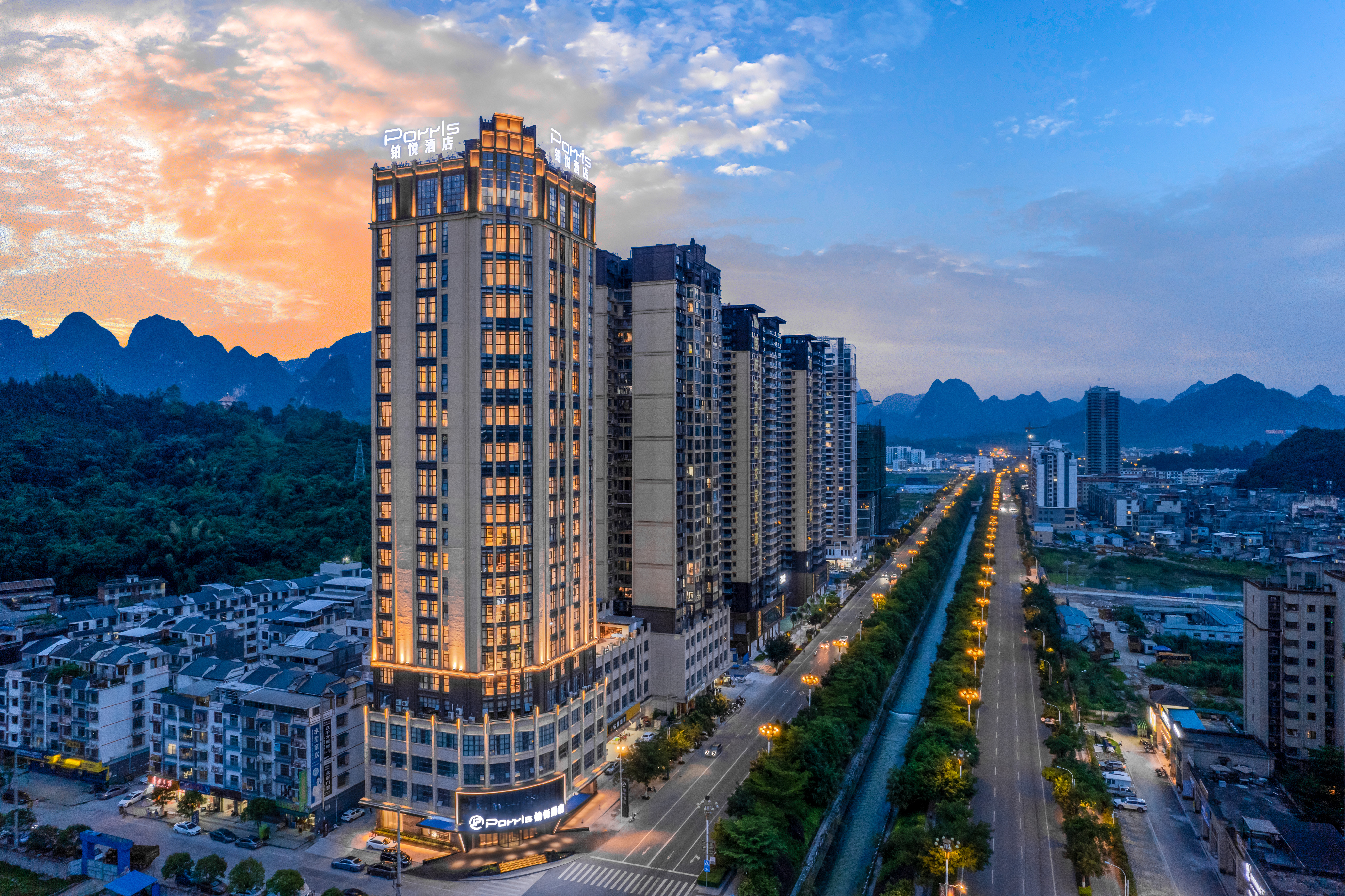 Hechi Yueyue Hotel (Vocational Education Center Branch) Over view