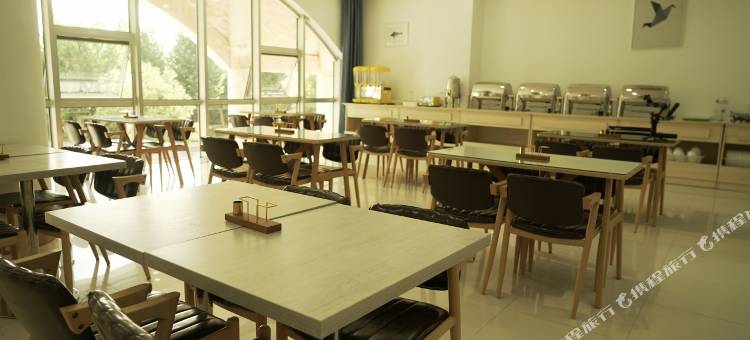 睿柏云酒店(济南莱芜会展中心店)图片