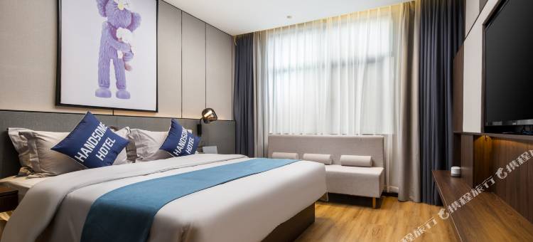 H瀚绅酒店(百色龙景名都五中店)图片