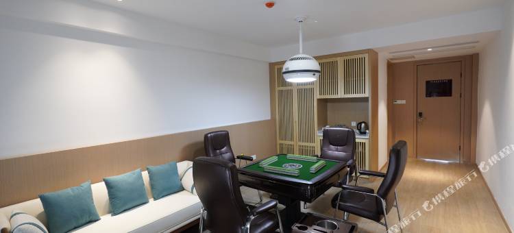 随县林泉山居酒店图片