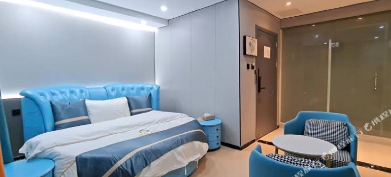 易尚酒店(金湾机场唐人街店)图片