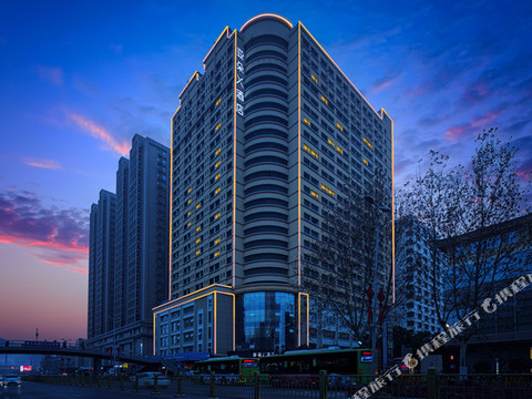 西安高新西北工业大学地铁站亚朵X酒店