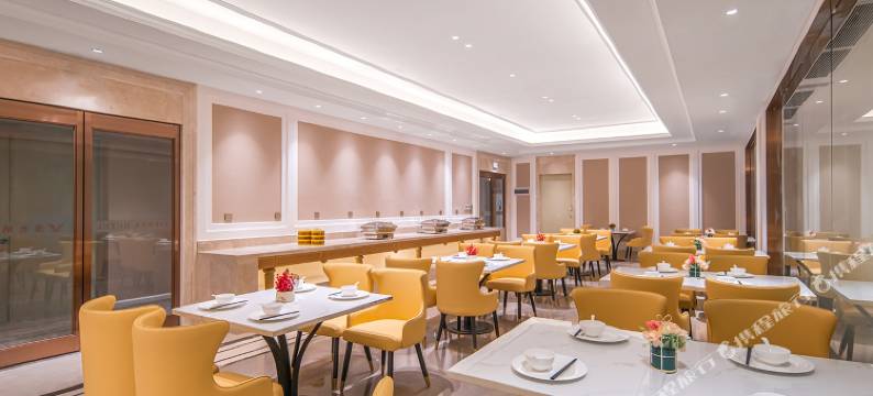 维也纳酒店(深圳国际会展中心蚝乡地铁站店)图片