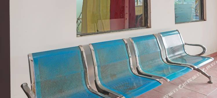 OYO 91766 财富伊斯兰酒店(Fortuna Hotel RedPartner Near Exit Tol Paiton)图片