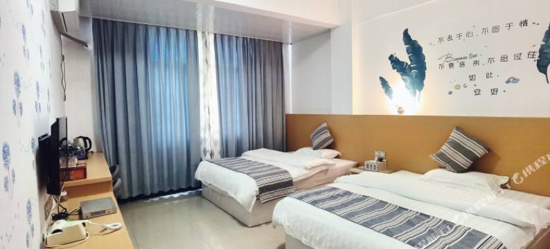 丹霞山山生山舍客栈图片