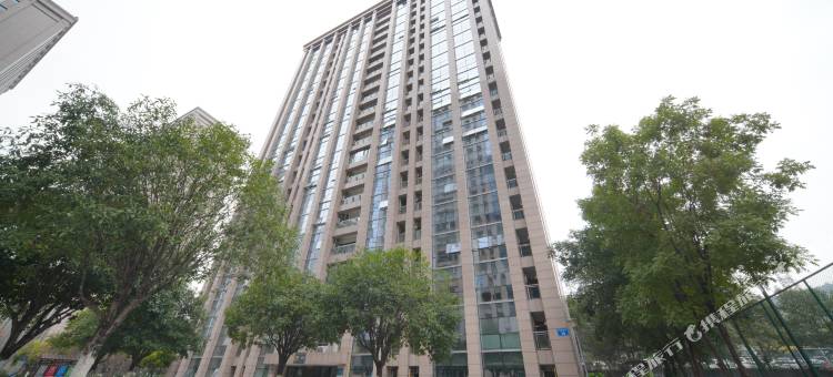 重庆文柏酒店公寓(两江幸福广场光电园店)图片