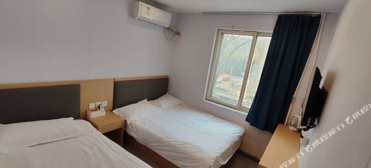 七彩宾馆(北京南站石榴庄地铁站店)图片