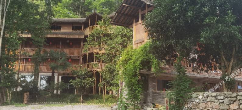 施秉务观山居民宿图片