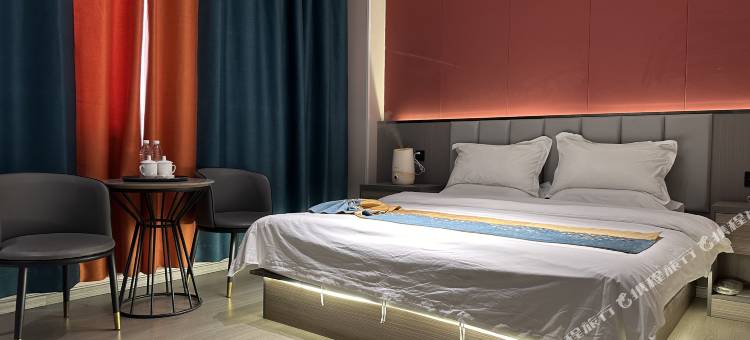 安多城轩酒店图片