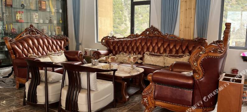 雅江桉达民宿图片