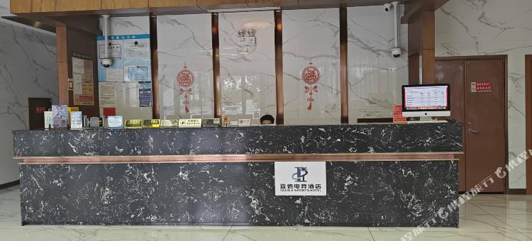 亚信电竞酒店(上海奉贤金海公路店)图片