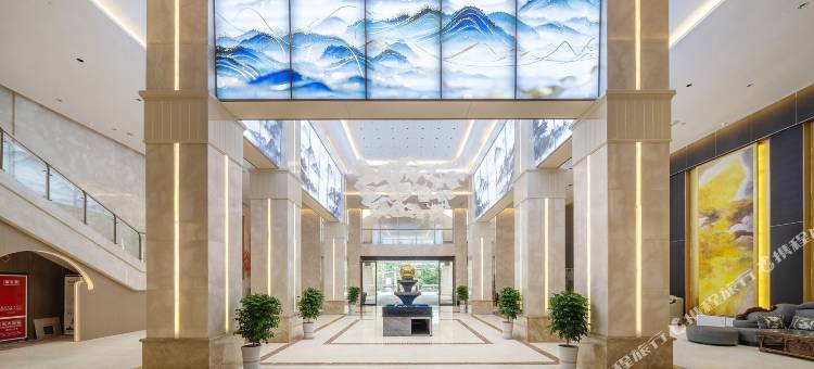 蓬安岷山丽呈酒店图片