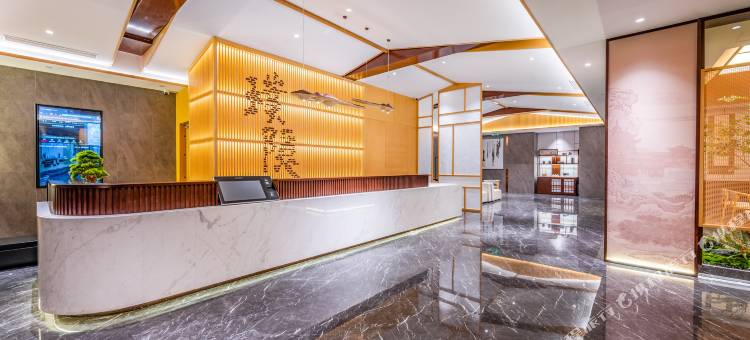 建国璞隐酒店(哈尔滨中央大街公路大桥地铁站店)图片
