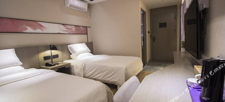 锐思特酒店(南京诚信大道竹山路地铁站店)图片