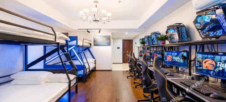 沈阳Rush B红钻电竞公寓(青年公园彩电塔夜市店)图片