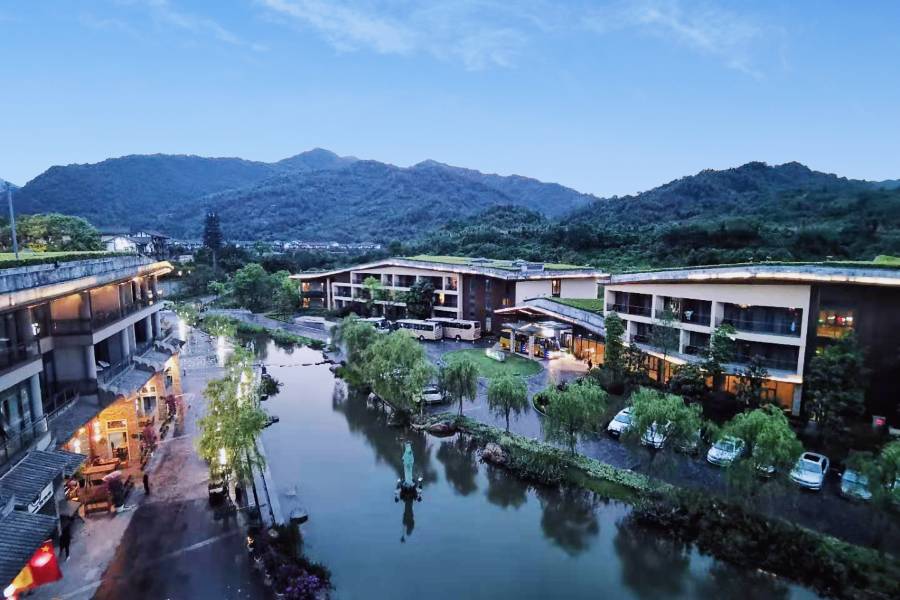 花間·觀山月(峨眉山景區店)