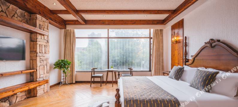 南京鹿鸣山居图片