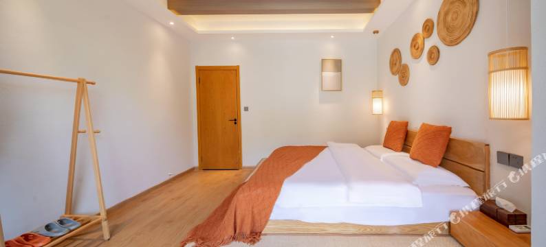 在别处·慢居(花溪公园十里河滩店)图片